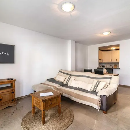 Lxr Marysol Ii 2bdr. Apartment