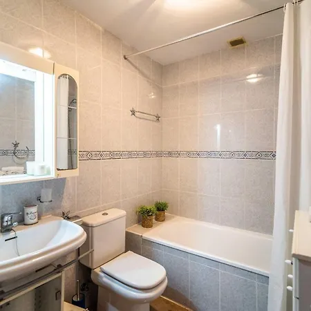 Lxr Marysol Ii 2bdr. Apartment *